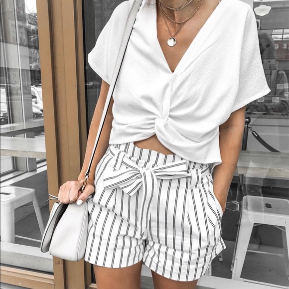 Pants - Stretchy striped Tie Front Shorts